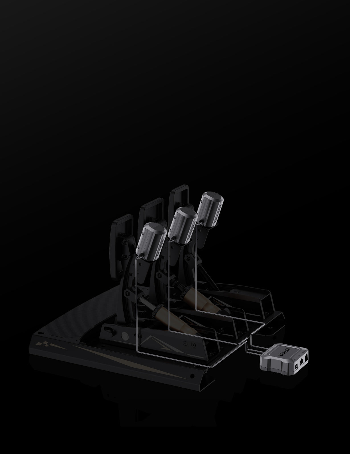 Pionowa prezentacja pedałów z trzema modułami MOZA Pedal Haptic Feedback i Control Boxem